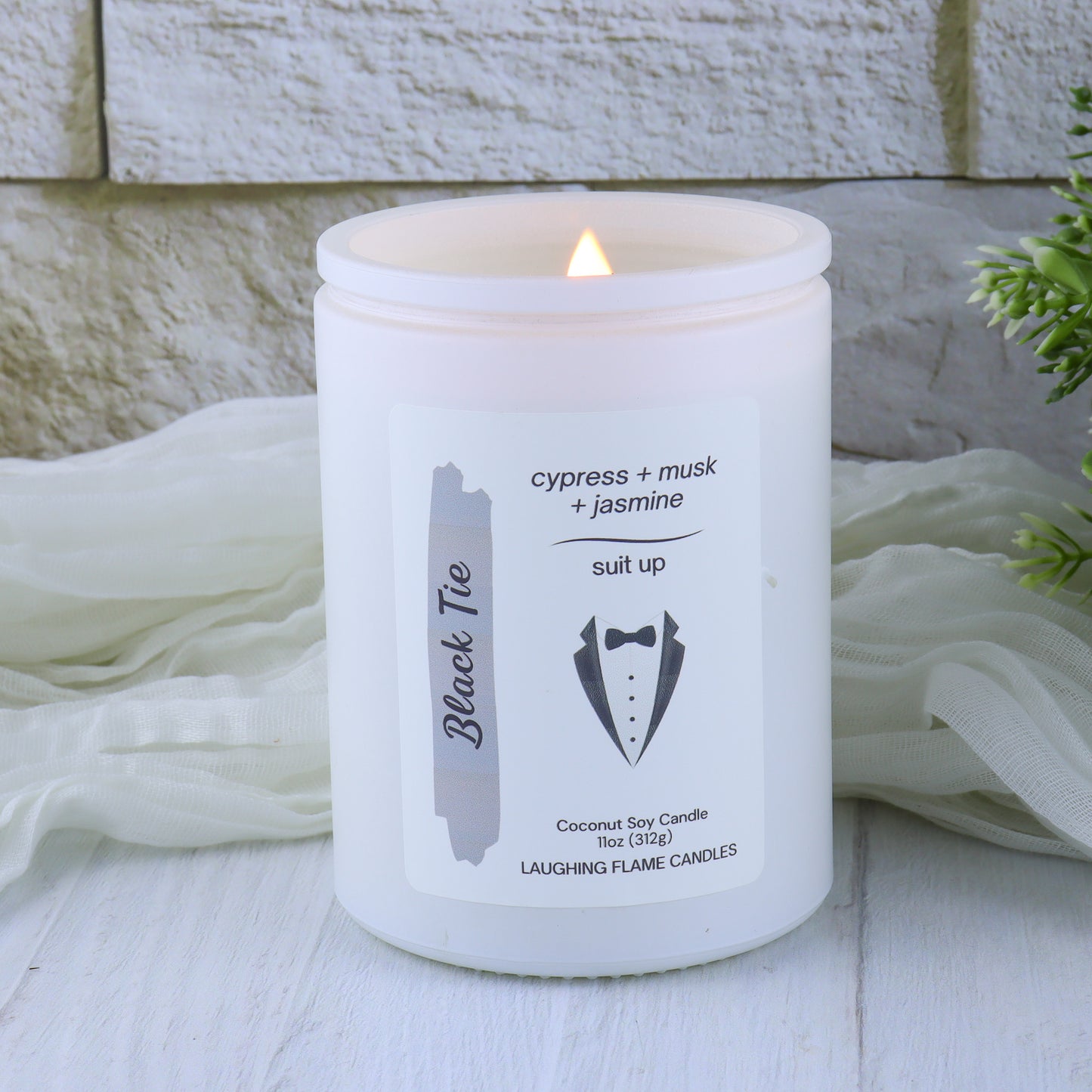 Black Tie | cypress + musk + jasmine