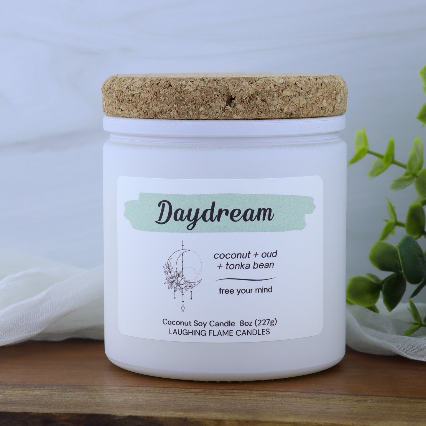 Daydream | coconut + oud + tonka bean